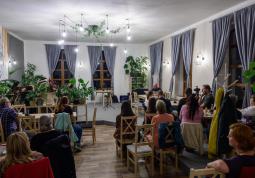 Fotogalerie Noc literatury 2024 - galerie
