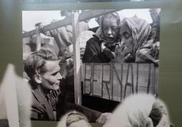 Fotogalerie VÝSTAVA | Návrat lidických žen - galerie