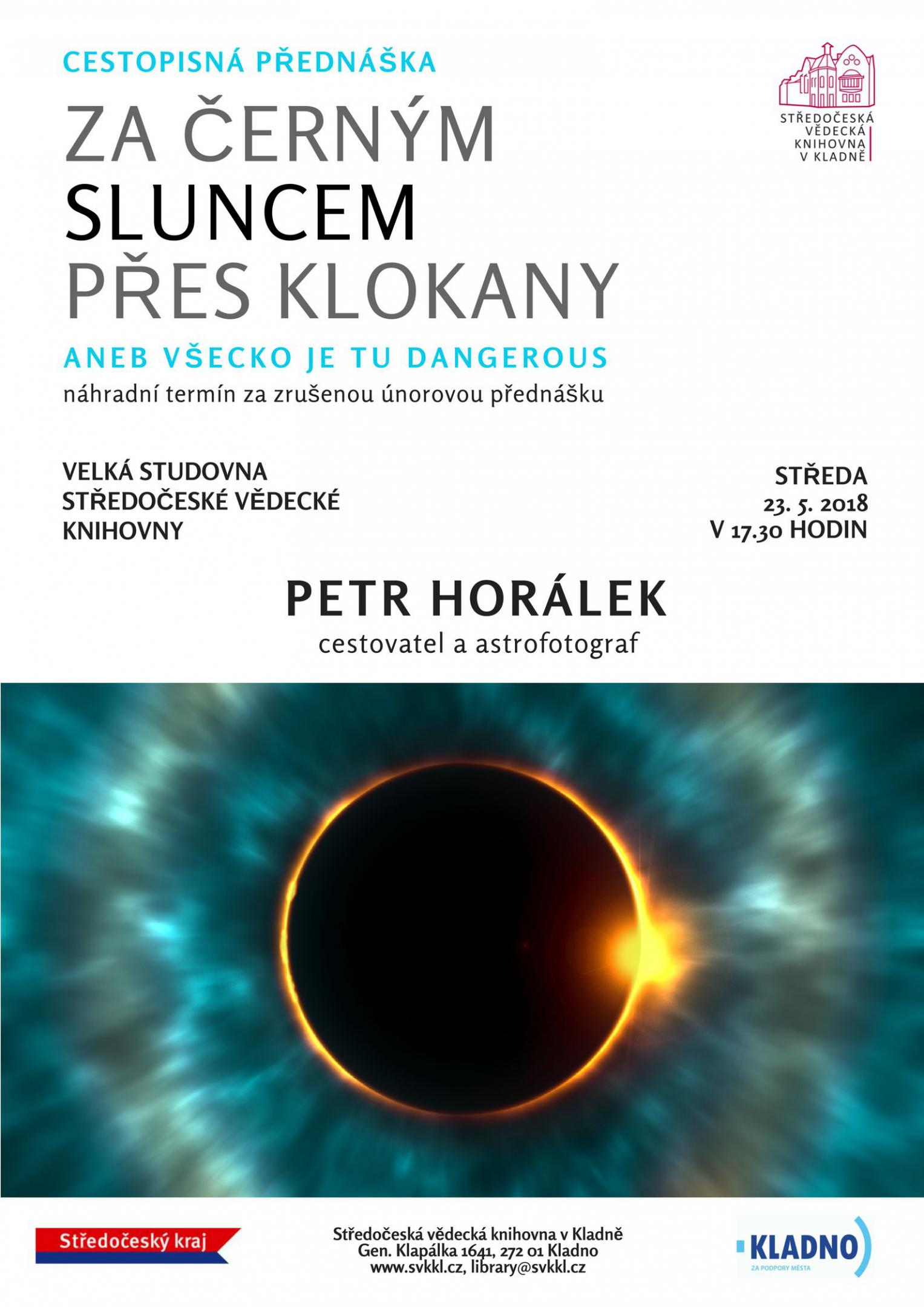 Fotogalerie Za černým sluncem přes klokany portrét