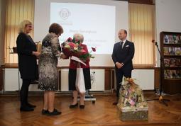 Zleva Mgr. Svatomíra Fojtová, Zdeňka Šmídová, Mgr. Marie Šprunglová a ing. Zdeněk Štefek