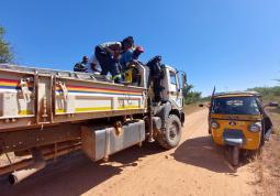 Fotogalerie Tomík na cestách – Afrika s tuktukem - fotogalerie