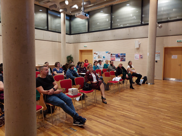 Pohled na účastníky 17. kolokvia v Pezinoku (Foto: Petra Řoutilová)