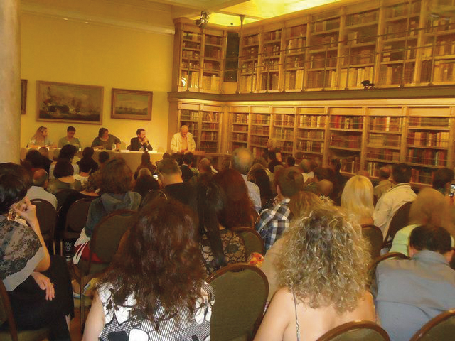 Jedna z akcí se konala i v Knihovně Aikaterini Laskaridis Foundation v Pireu, v Aténách (Foto: Angelís Dimitris)