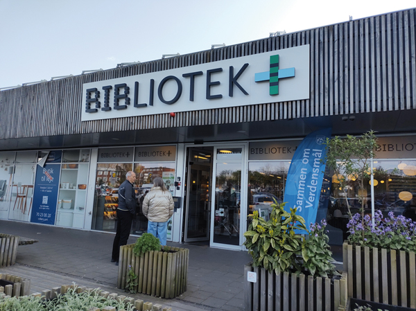 V Bibliotek+ v kodaňské čtvrti Gladsaxe vaří výhradně vegetariánská jídla