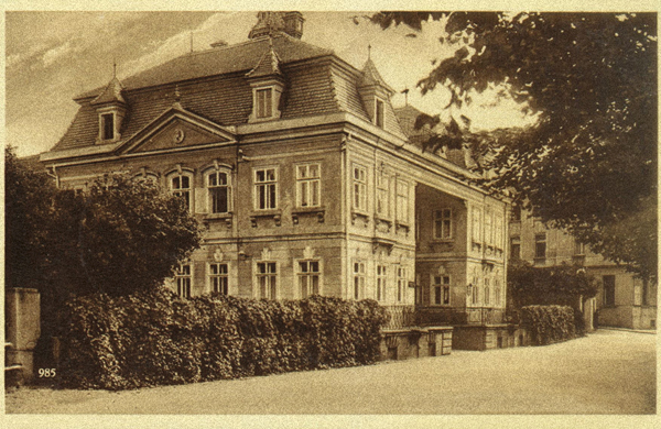 Budova Městské knihovny ve Varnsdorfu – 30. léta 20. stol. (Foto: archiv SVK v Ústí n. L.)