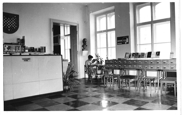 Oddělení pro dospělé – 70. léta (Foto: archiv KMOL)