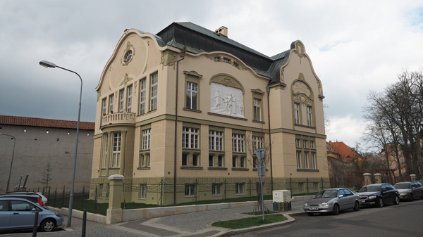 Budova MěK v Chebu po rekonstrukci z let 2012–2014